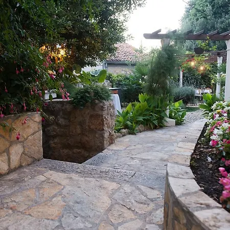 Garden فندق مبيت وإفطار