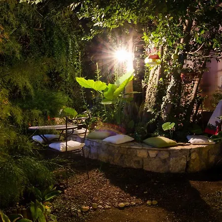 Garden 3*