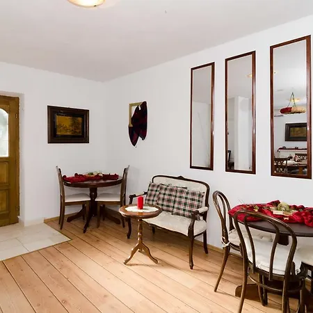 Garden فندق مبيت وإفطار 3*