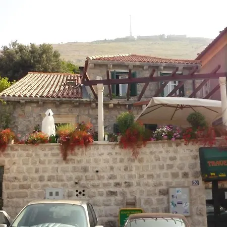 Garden فندق مبيت وإفطار 3*