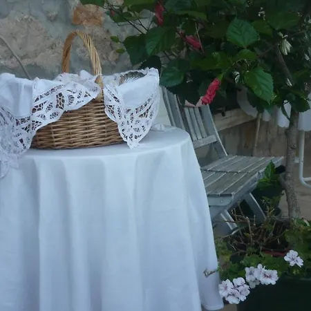 Garden فندق مبيت وإفطار دوبروفينك